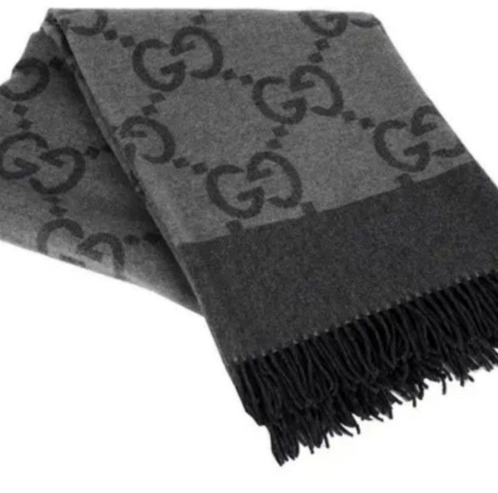 NEW GUCCI Luxury Monogram Cashmere Throw Blanket - 72" x 58"