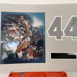 HOF George Gervin Spurs Autographed #44