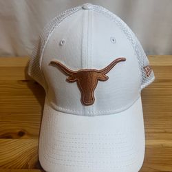 New Era Texas Longhorns 39THIRTY Fitted Hat Cap Size Large/XL White Used Good Condition $30 Meet Up In Irving @dfwgoods