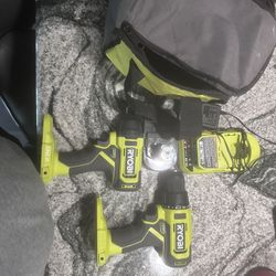 RYOBI Drill Set 