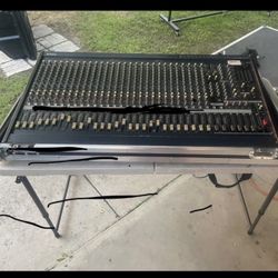  32’ Channel  Yamaha Mixer