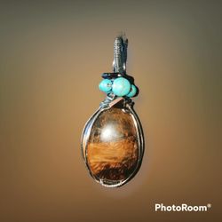 Crystal pendant