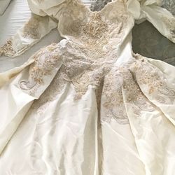 Vintage Wedding Dress 