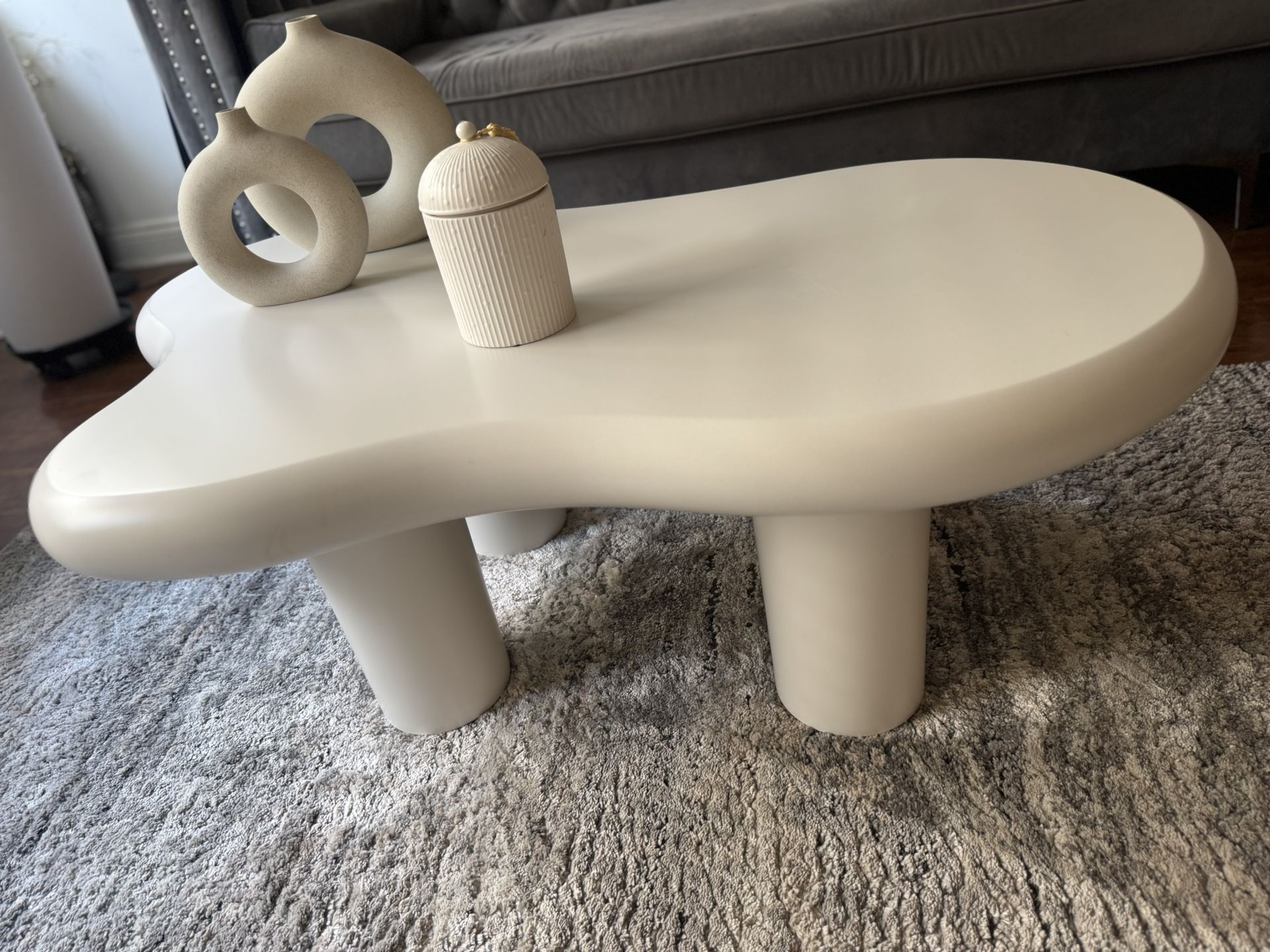 White Modern Table