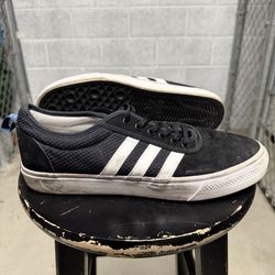 Adidas Men’s Shoes Size 11.5