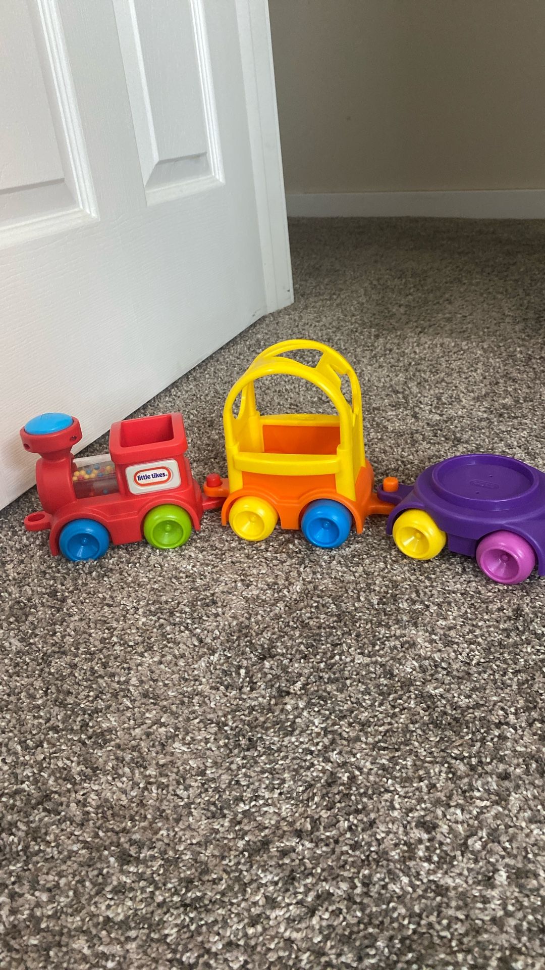 Little Tikes Train- Plays Music With Horn