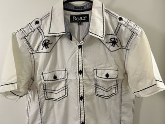 Roar Signature Western Stitch Short Sleeve Button-Up (Size M)