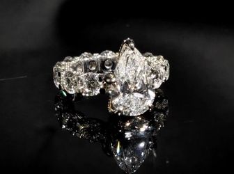 5.00 CT Pear Diamond Ring | 18K White Gold | IGI Certified E VS1