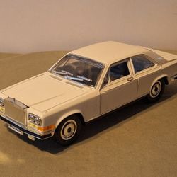Vintage Burago 1/22 scale Rolls Royce Camargue diecast model car. Made in Italy.