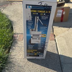 Pivoting 2 Wheeled Boat Jack 