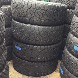 35 X 11.50 R20 Venom Power Set of 4 Used