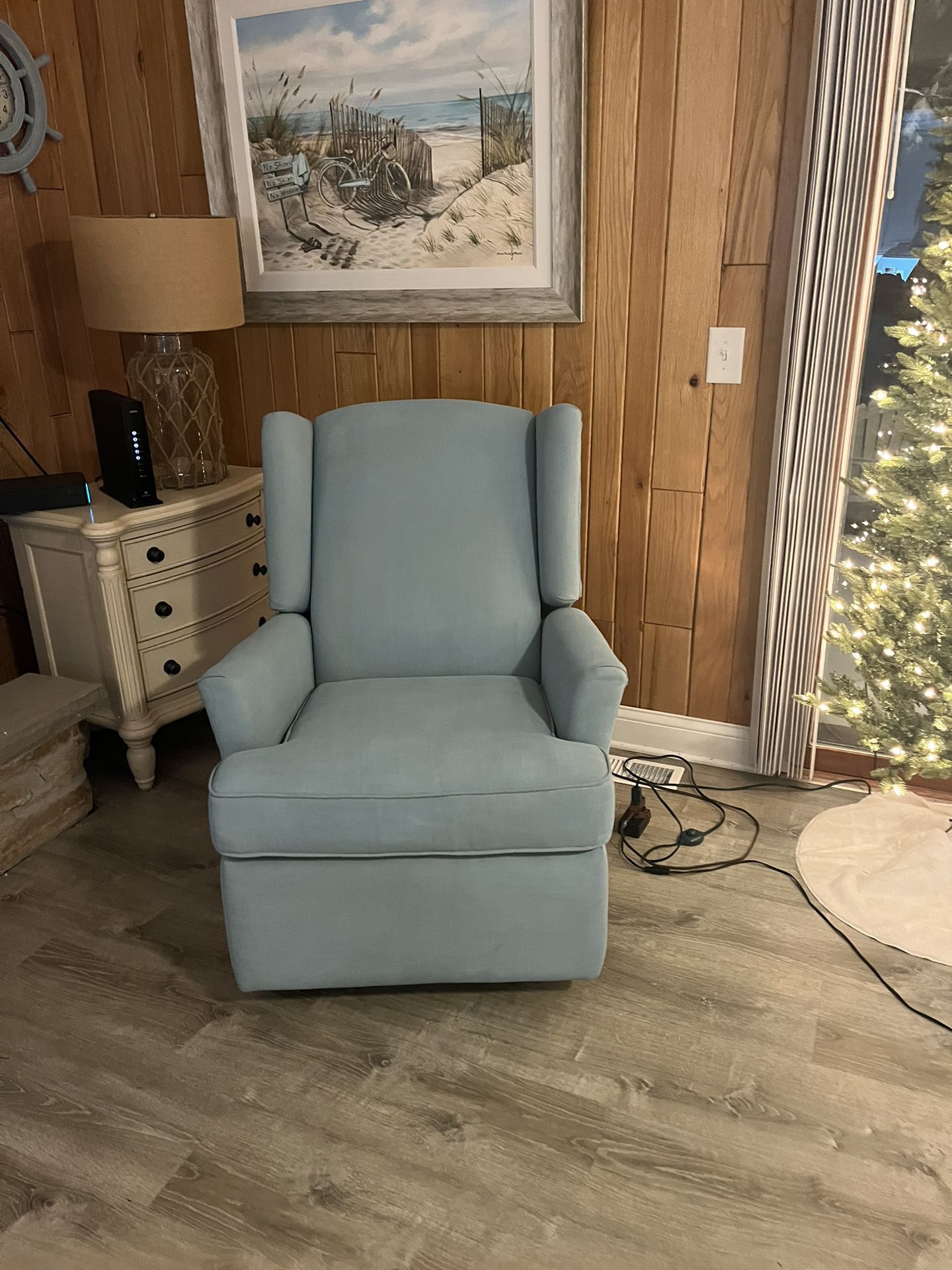 2 Recliner Swivel Chairs