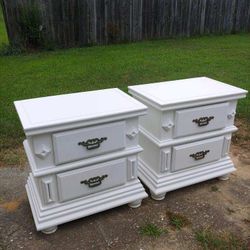 2 Beautiful Nightstands Real Wood