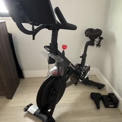 Peloton & Accessories 