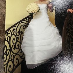 Davids Bridal Wedding Dress