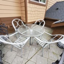 5 piece outdoor patio set (white)
