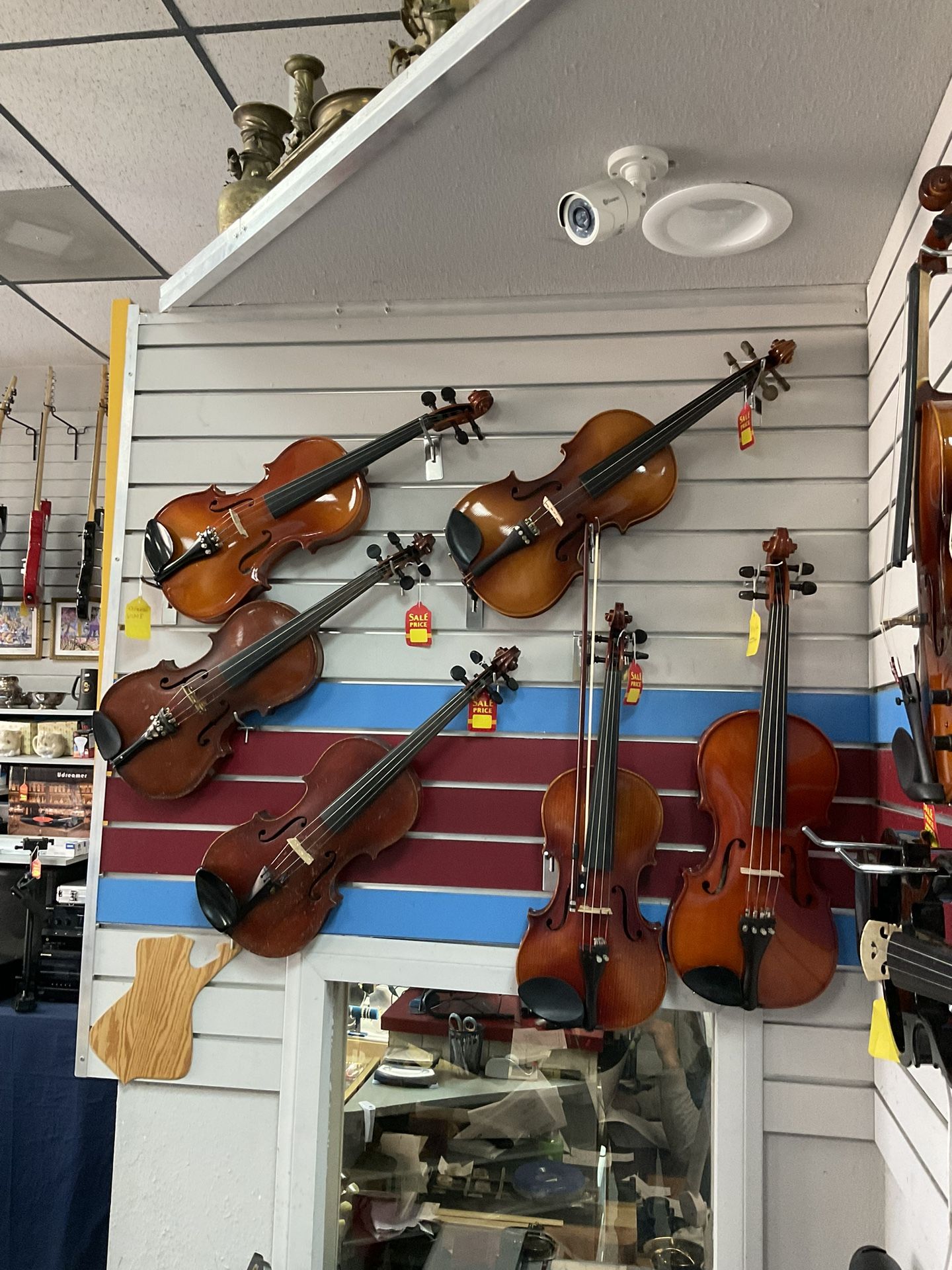 Violins Kiro Suzuki Klaus Mueller Caspar Da Salo