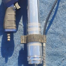 Lincoln Industrial Air Grease Gun 1162 and Vintage Mini Hand Pump Grease Gun. 