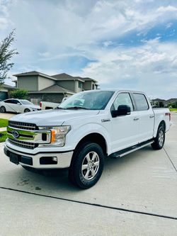 Ford f150 white truck