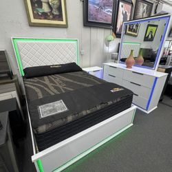 SALE💫4PCS White Bedroom Set w/ LED Lights (Mattress is not Included)