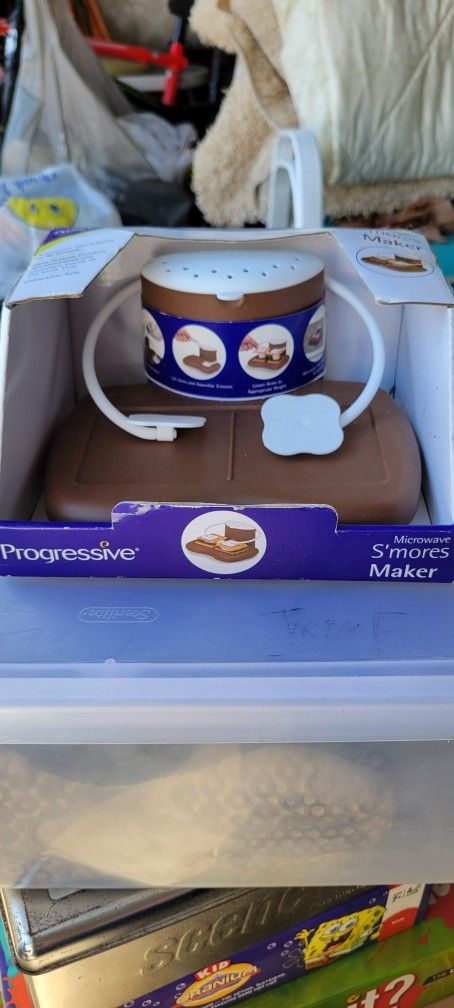 Microwave Smores Maker