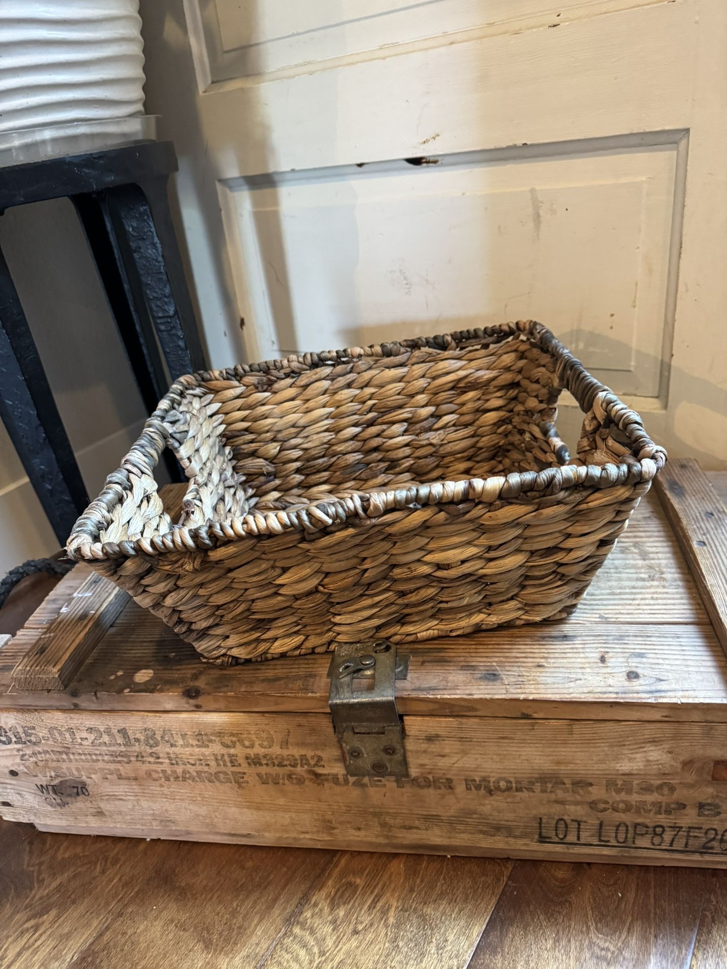 Handled Basket.