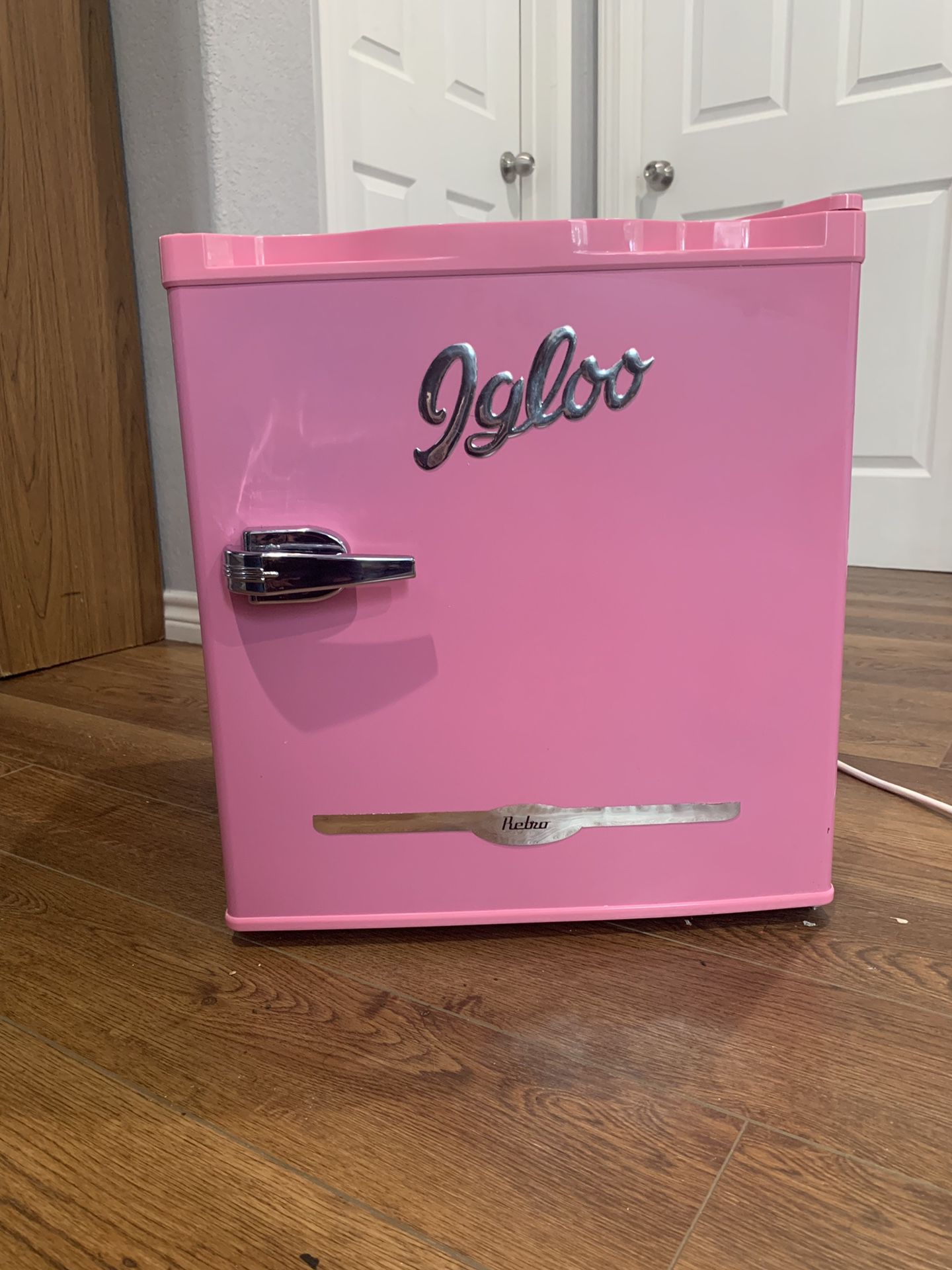 Pink Igloo mini fridge and freezer
