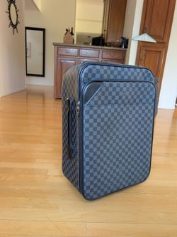 "LV" Carry On Luggage - Black Gray