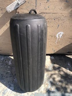 (4) 28" x 10" Taylor Made fenders