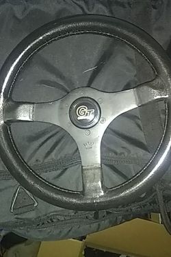 Old-school Grant gt style steering wheel