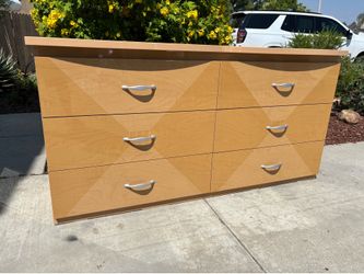 Modern 6 Drawer Dresser Chest of Drawers Furniture Great Condition