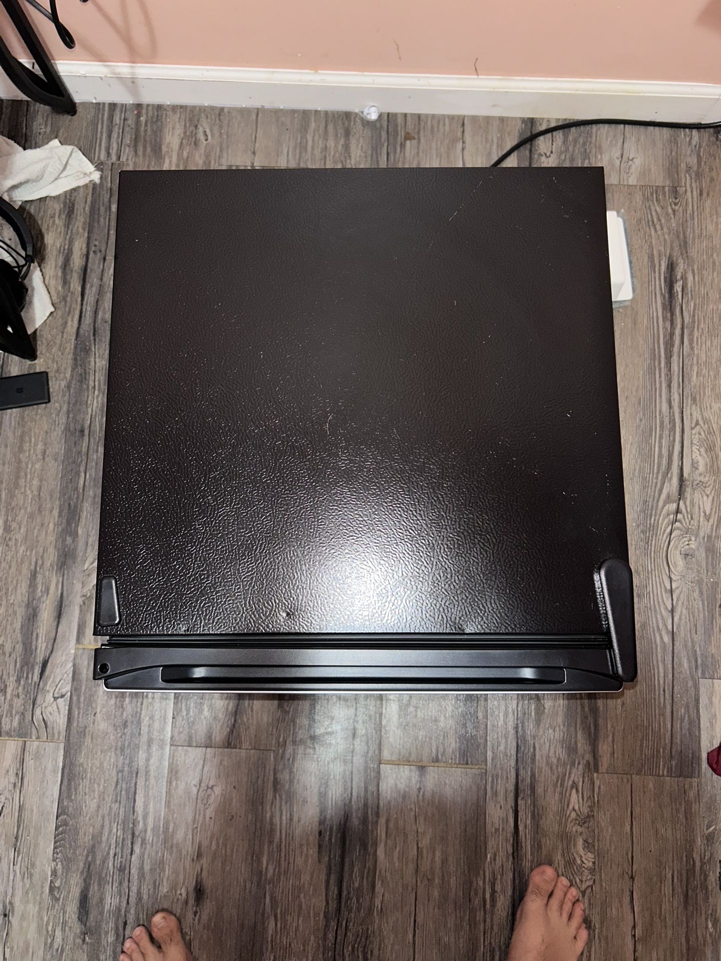 hisense mini fridge
