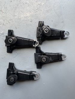 Yakima 1A Rain gutter Towers Set Of 4