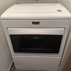Maytag Washer/ Dryer Combo 
