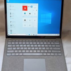 Nice Silver MICROSOFT SURFACE LAPTOP  WINDOWS 10 i5