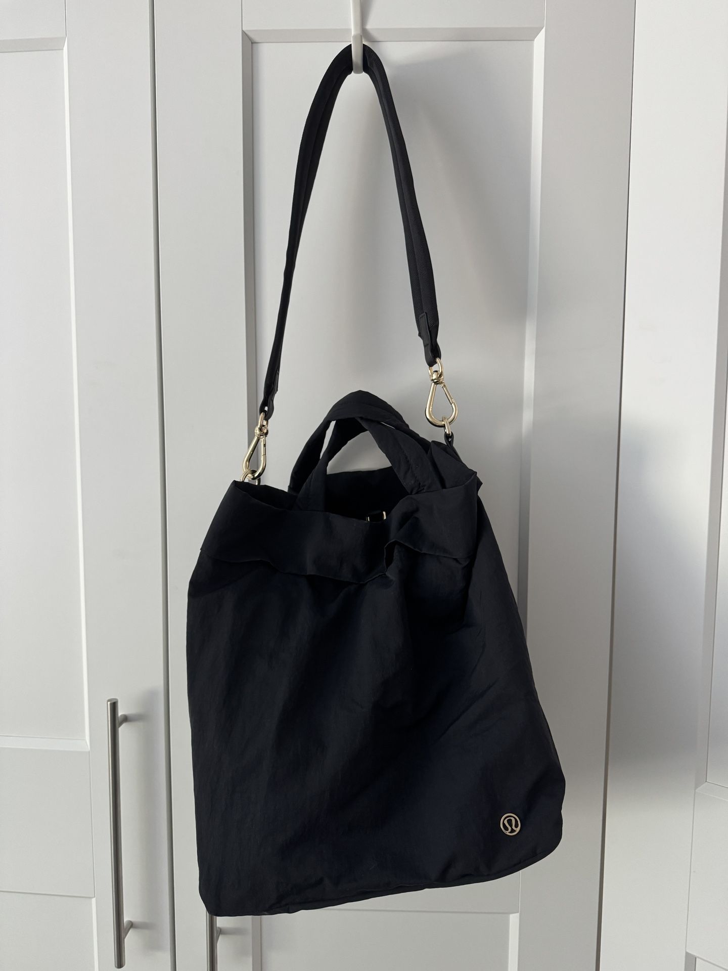 Lululemon Black On My Level Tote Bag