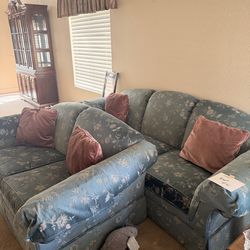 Free 90's floral couch & sofa set
