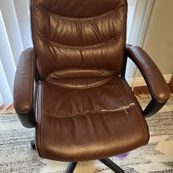 🪑 Comfortable Desk Chair
