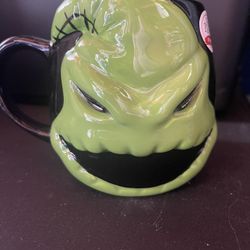 NIGHTMARE BEFORE XMAS MUG