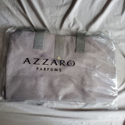 *NEW* AZZARO Weekend Bag $25