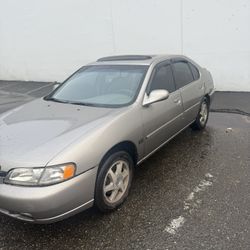 Nissan Altima