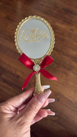Quince Años Mirrors
