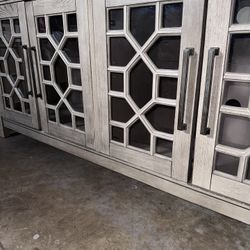 Farmhouse/ Modern TV Stand 