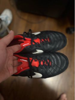 Nike Tiempo Indoor Soccer Shoes – Size US 8.5 / EU 42