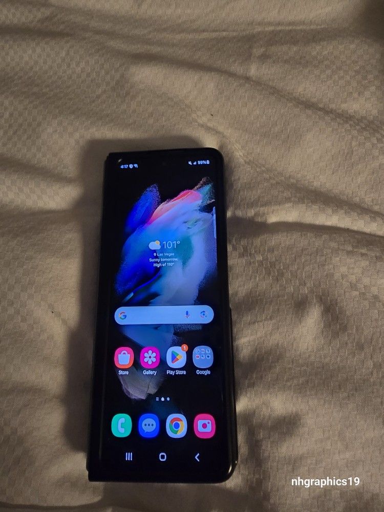 Fold Three Unlocked $400