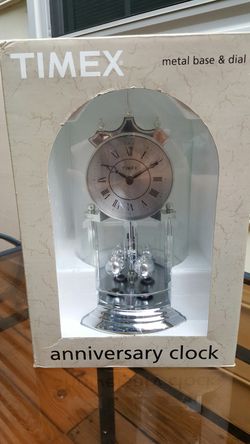 Timex silver anniversary clock