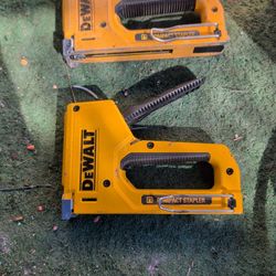 DeWALT Staplers