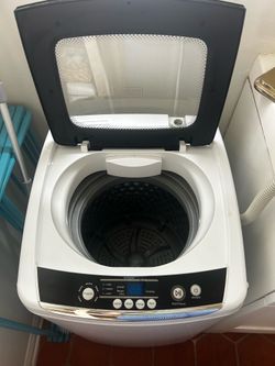 Black + Decker 17.69 in. W 0.9 cu. ft. White Portable Top Load Washing Machine