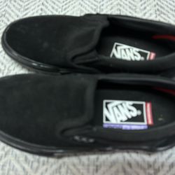 Slip on Vans Black Size 4 - $20