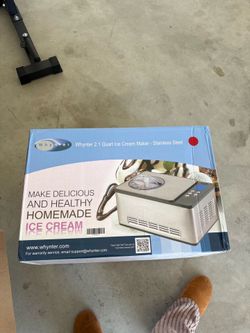 Ice cream maker
